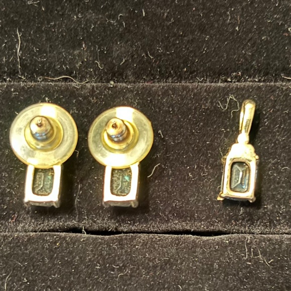 Synthetic Blue Sapphire and Gold Colored Earrings with Matching Pendant - Picture 4 of 4